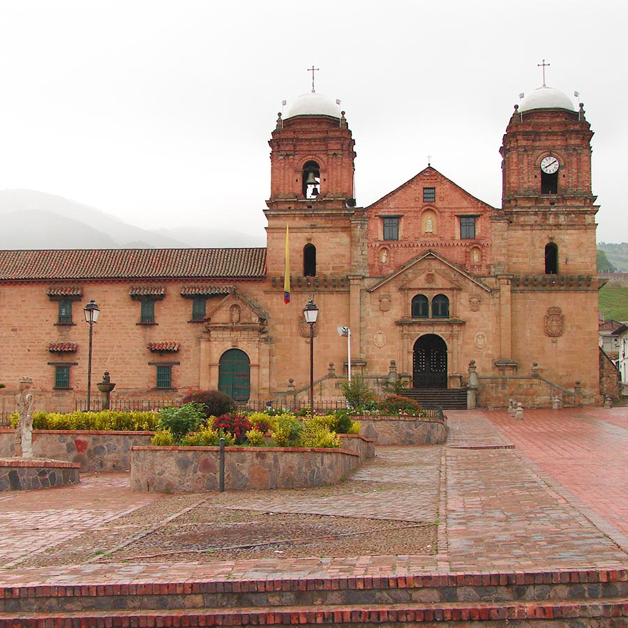 Basílica y convento de Nuestra Señora de Monguí.