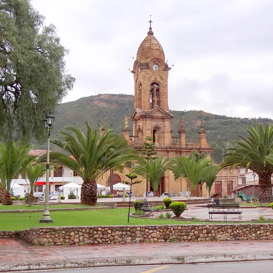 Parque principal de Nobsa.