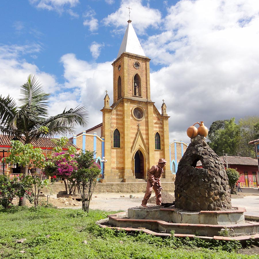 Iglesia de Ráquira.