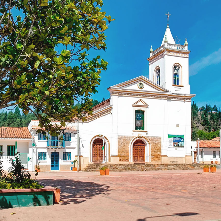 Iglesia San Blas De Tinjacá