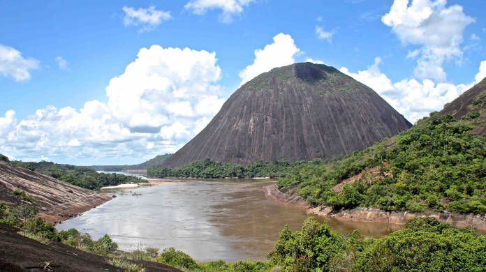 Cerros de Mavecure - Guainia