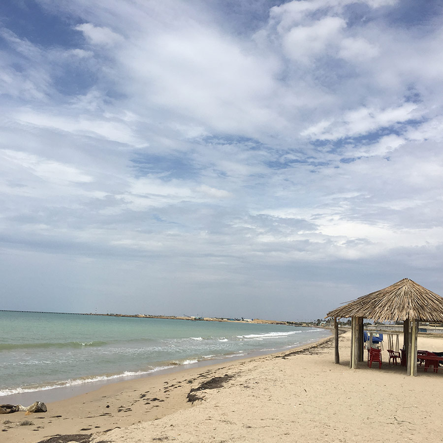 Playa de Manaure en La Guajira, Colombia. Reserva un tour en Viajes Comfama