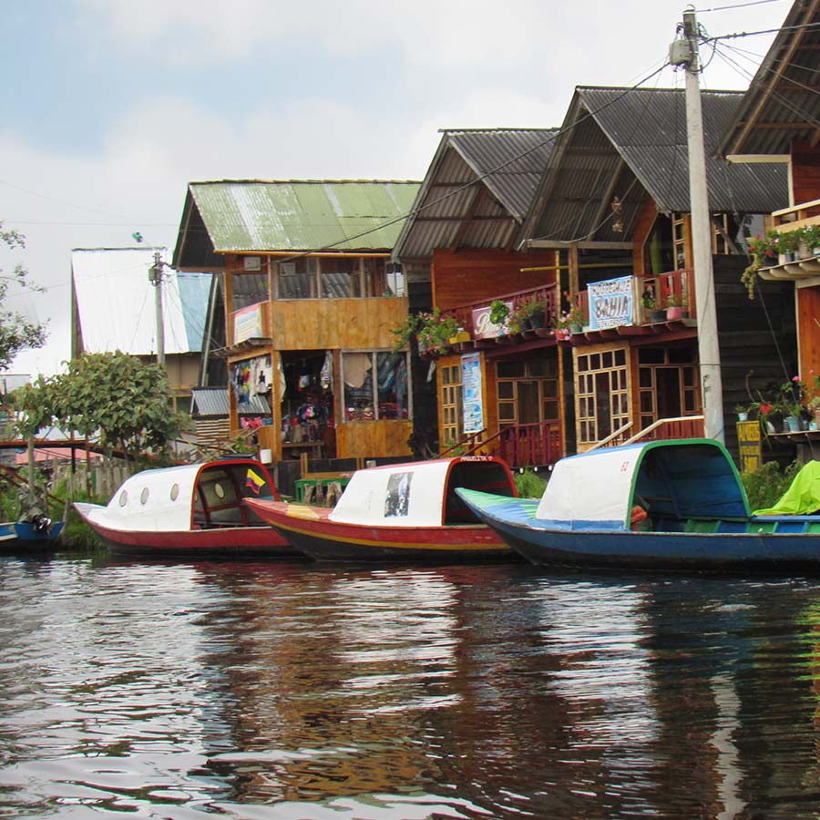 Laguna de la Cocha o Lago Guamués en Nariño. Planea tu paseo Comfama 2026 en Viajes Comfama